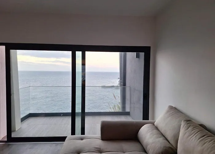 Cliff Residence Ocean View